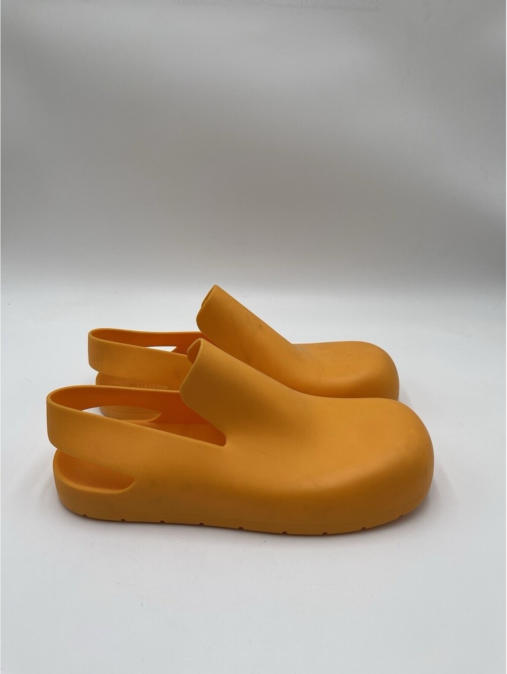 Men’s Bottega Veneta Puddle Slingback Orange Rubber Sandal Size 43